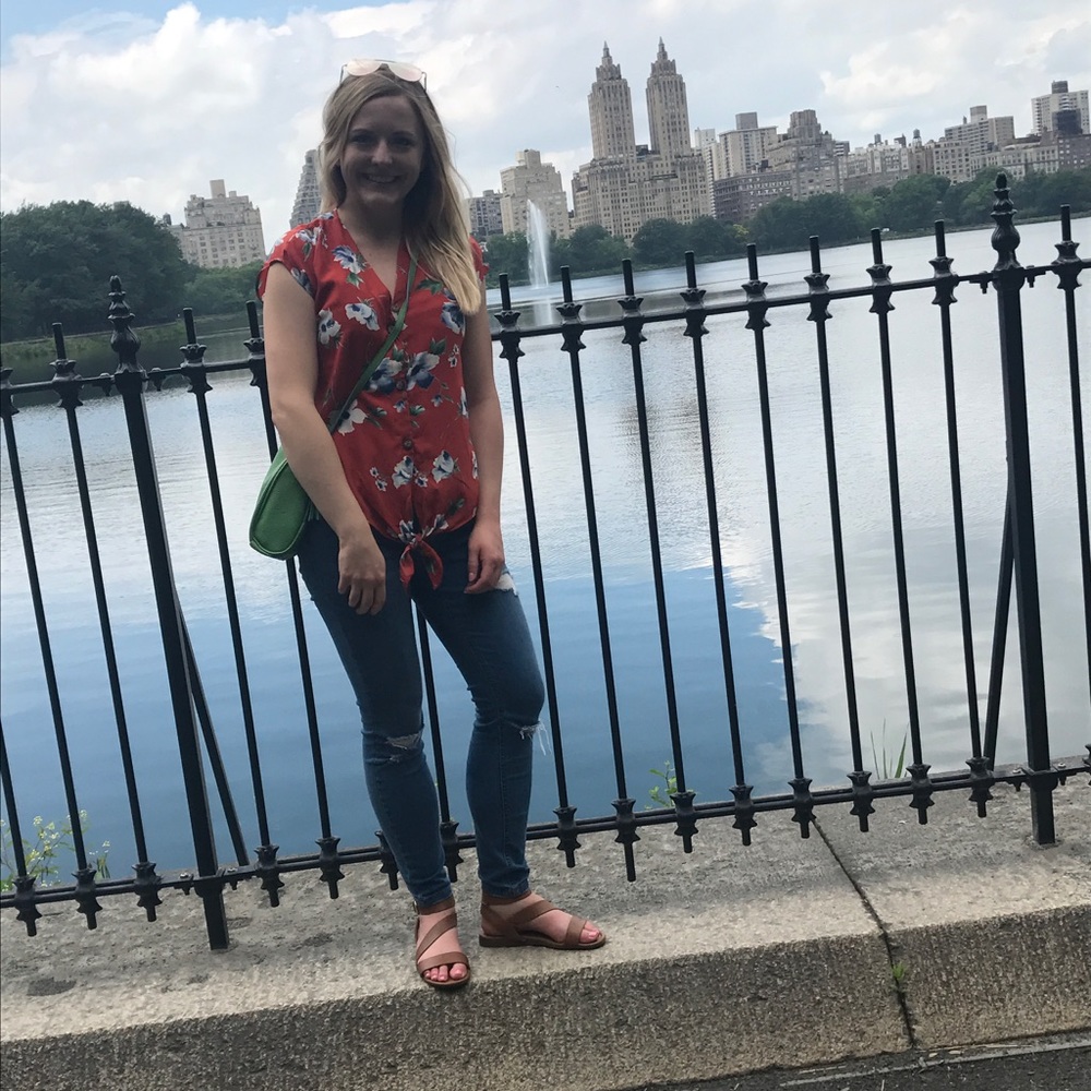 Meet your Posher, Kayla